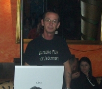 25102011
